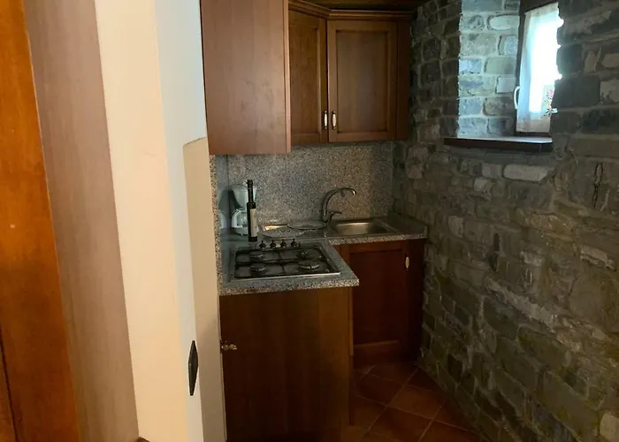 Borgo Scorza Pietramogolana